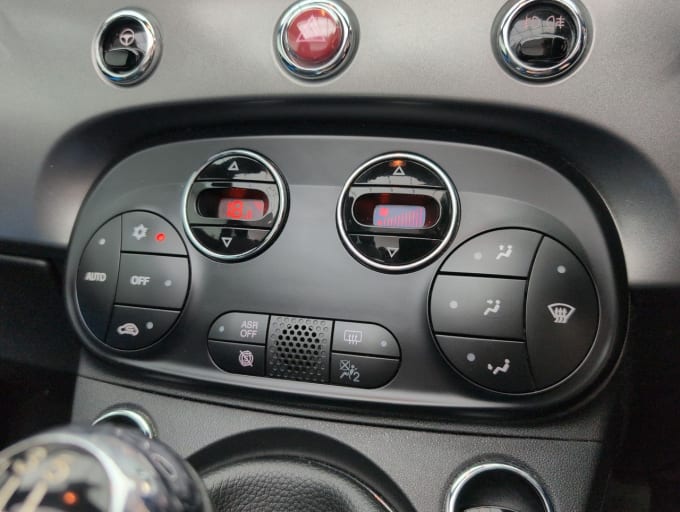 2025 Fiat 500c