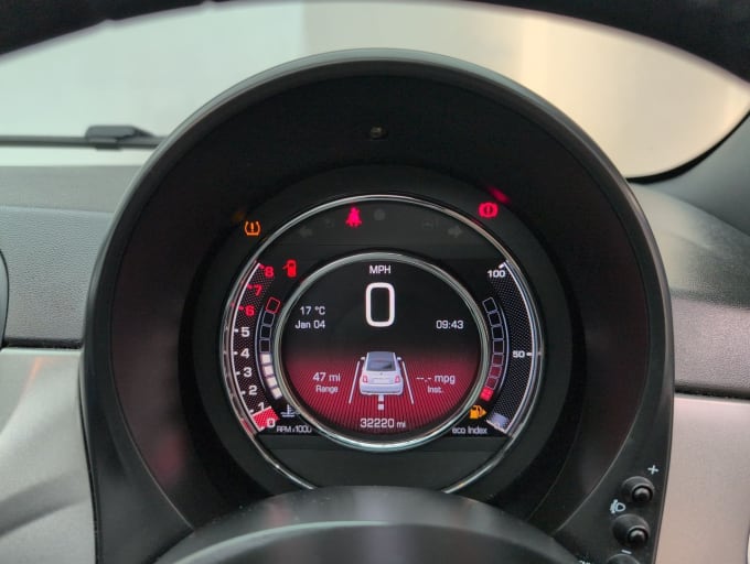 2025 Fiat 500c