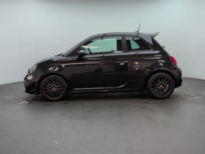 2025 Abarth 595