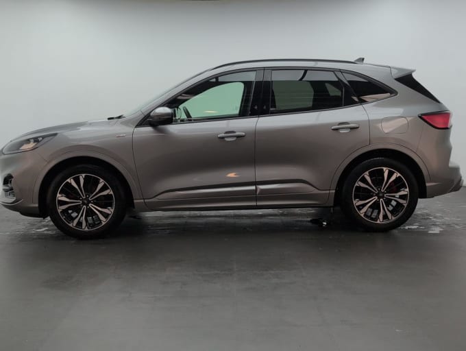 2025 Ford Kuga