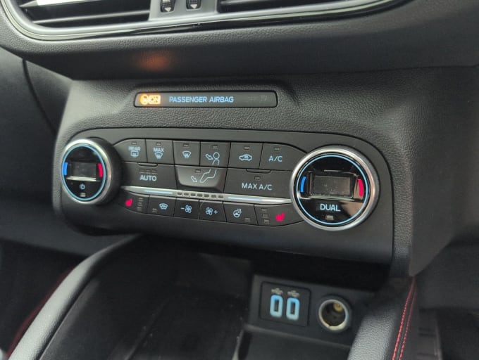 2025 Ford Kuga