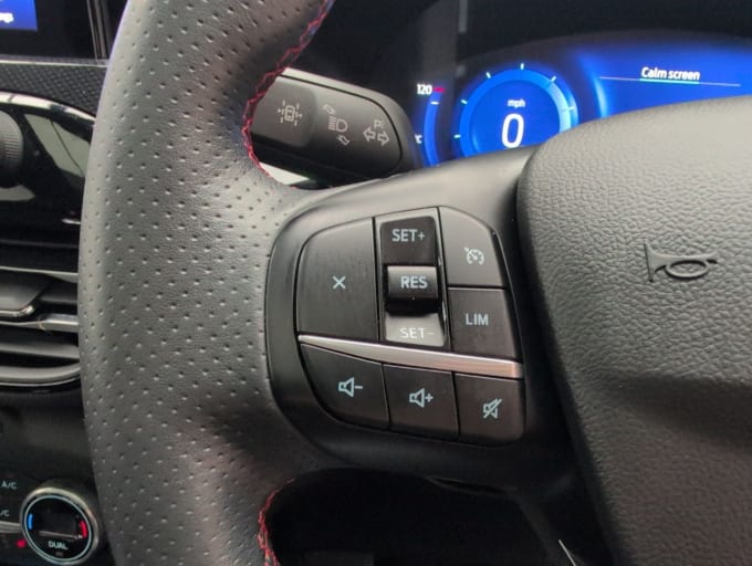 2025 Ford Kuga