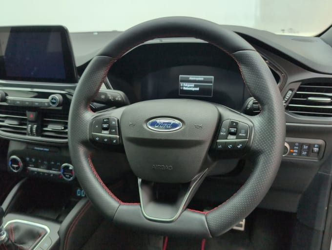 2025 Ford Kuga
