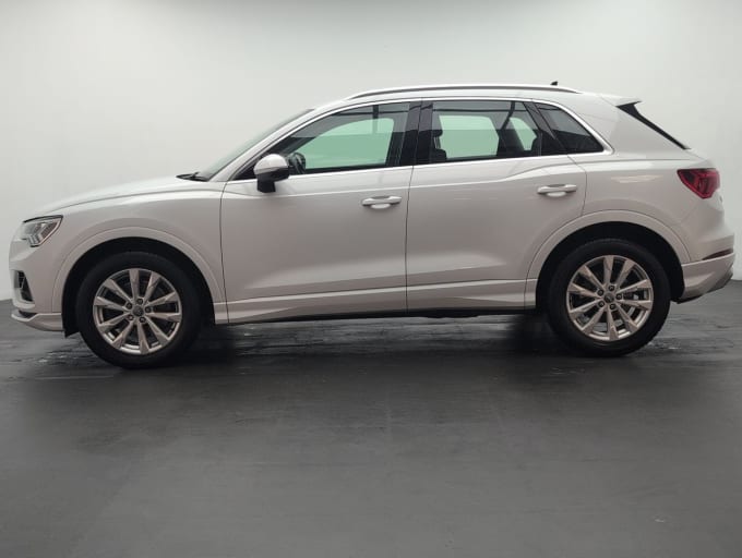 2025 Audi Q3