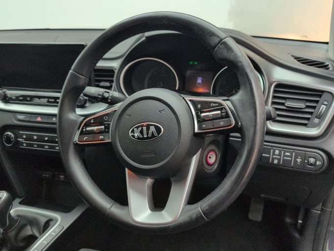 2025 Kia Ceed