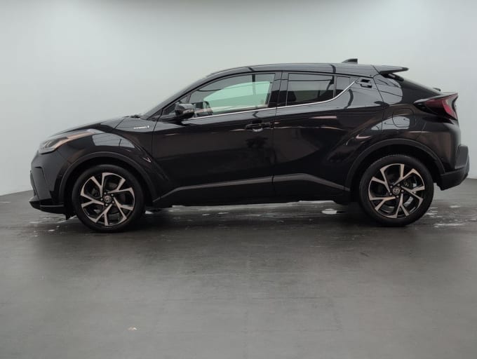 2025 Toyota C-hr