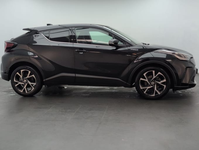 2025 Toyota C-hr