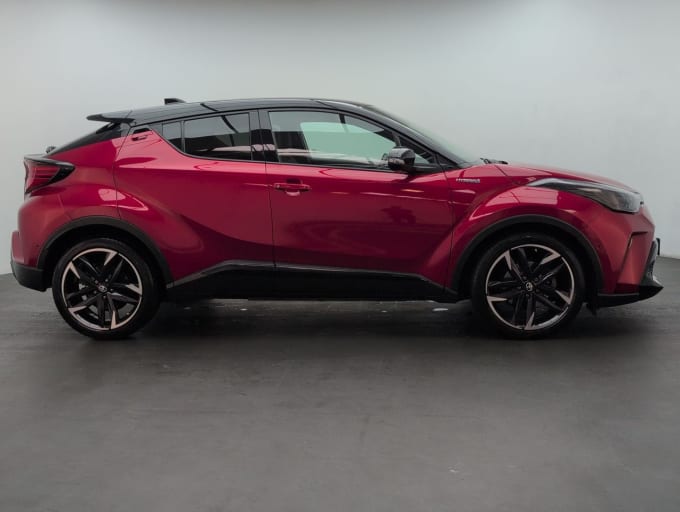 2025 Toyota C-hr