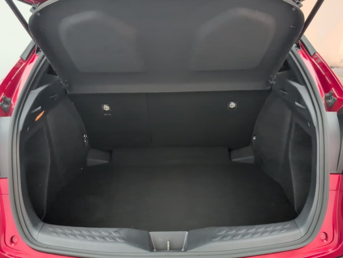 2025 Toyota C-hr