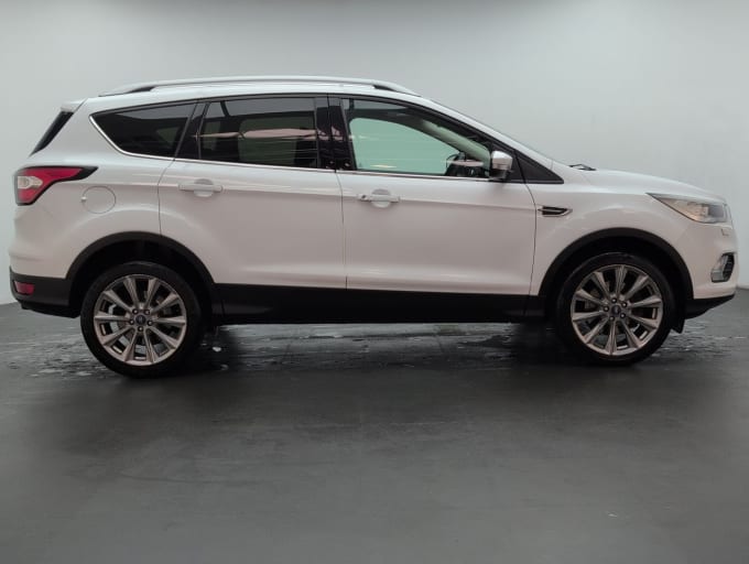 2025 Ford Kuga