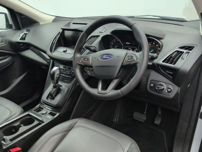 2025 Ford Kuga