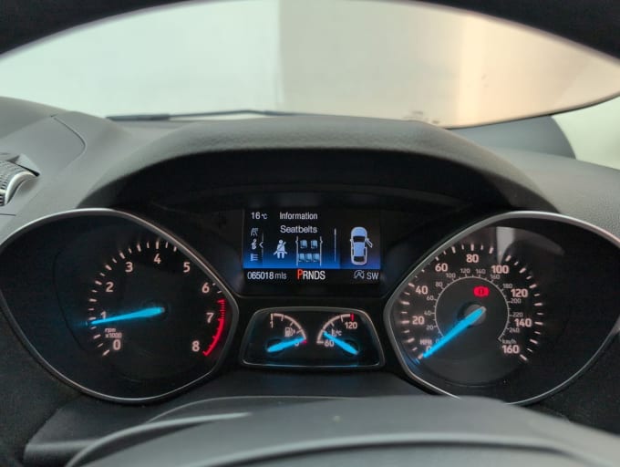 2025 Ford Kuga