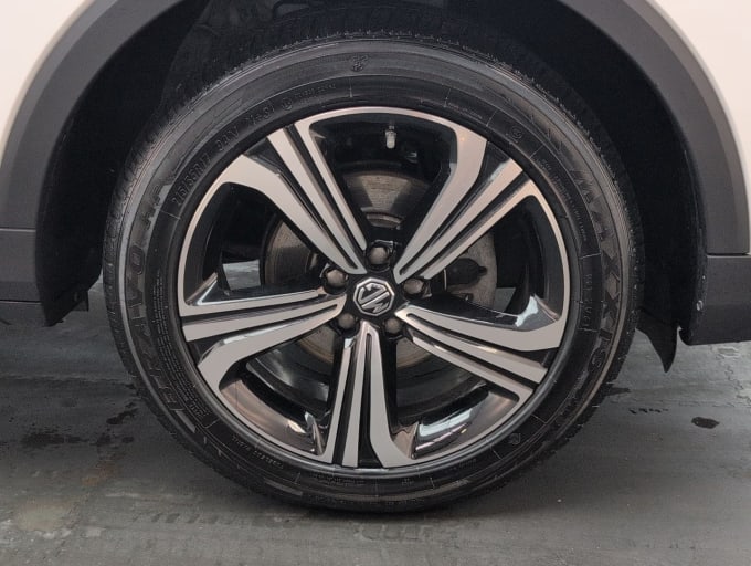 2025 Mg Mg Zs
