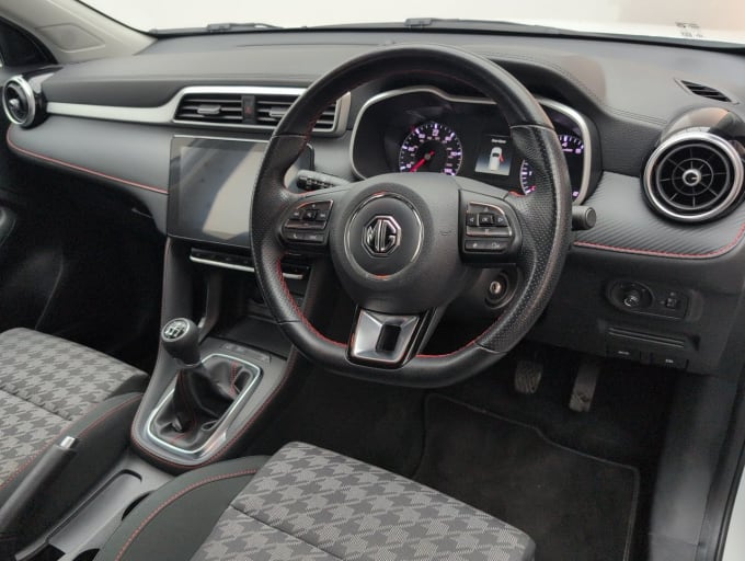 2025 Mg Mg Zs