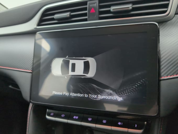 2025 Mg Mg Zs