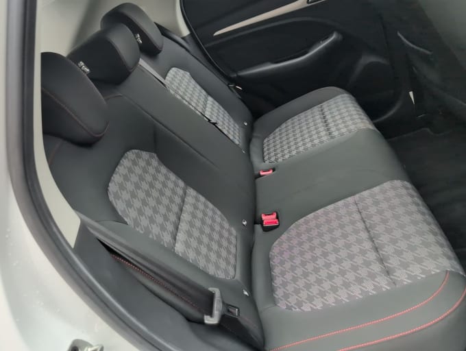 2025 Mg Mg Zs