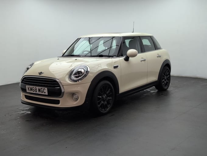 2025 Mini Hatch