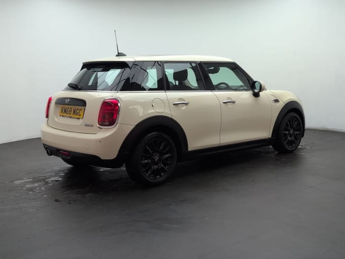 2025 Mini Hatch