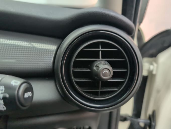 2025 Mini Hatch