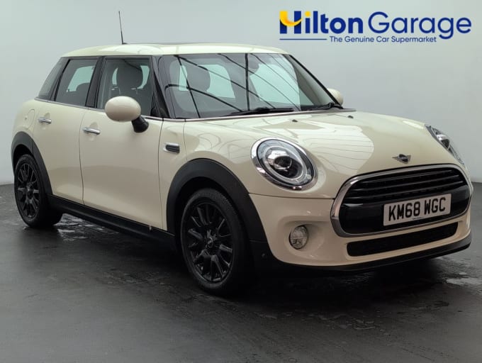 2025 Mini Hatch