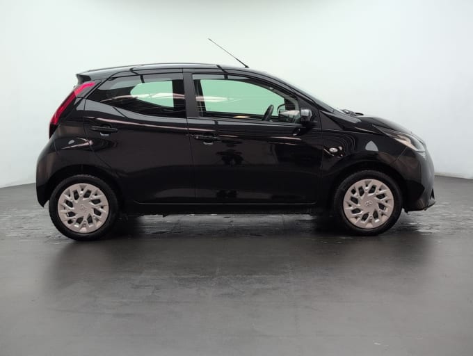 2025 Toyota Aygo