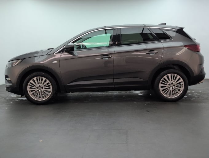 2025 Vauxhall Grandland X
