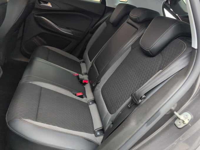 2025 Vauxhall Grandland X
