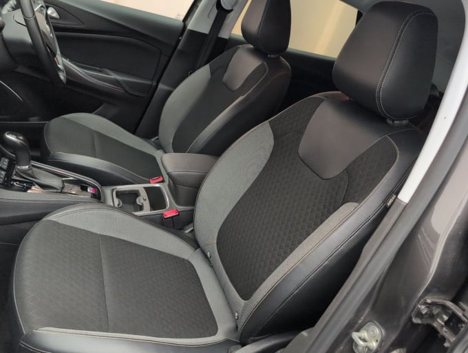 2025 Vauxhall Grandland X