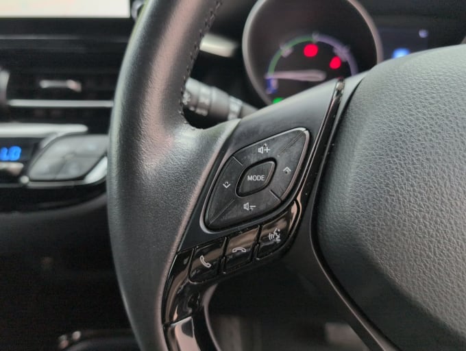 2025 Toyota C-hr