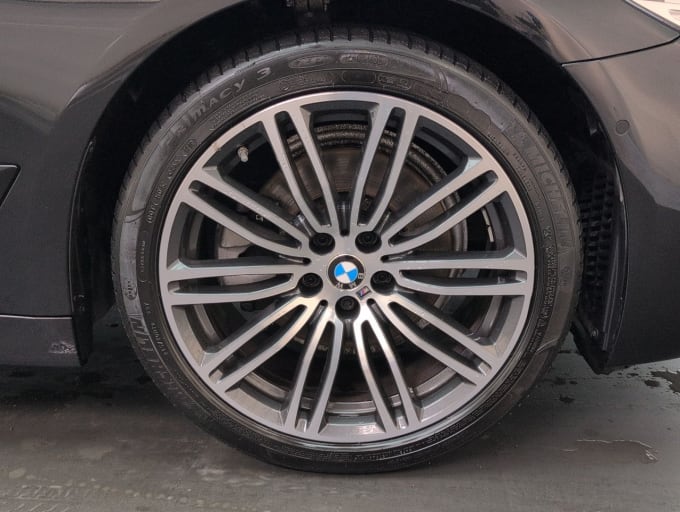 2025 BMW 5 Series
