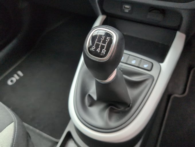 2025 Hyundai I10