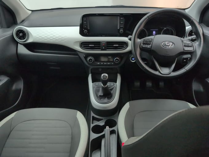 2025 Hyundai I10