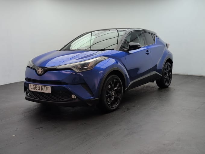 2025 Toyota C-hr