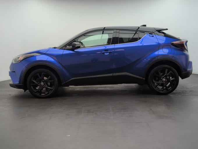 2025 Toyota C-hr