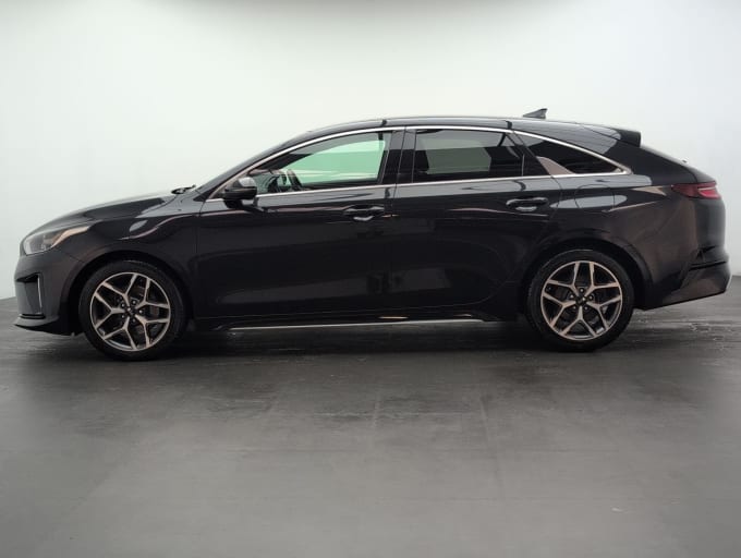 2025 Kia Proceed