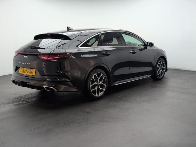 2025 Kia Proceed
