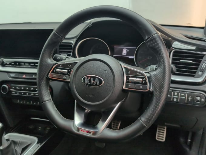 2025 Kia Proceed