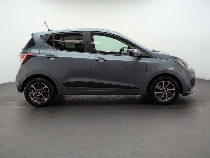 2025 Hyundai I10