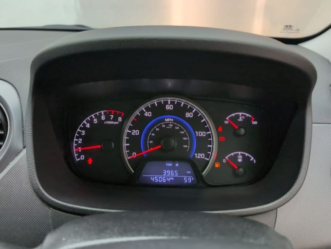 2025 Hyundai I10