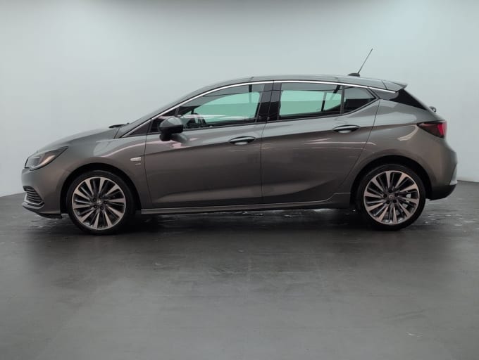 2025 Vauxhall Astra