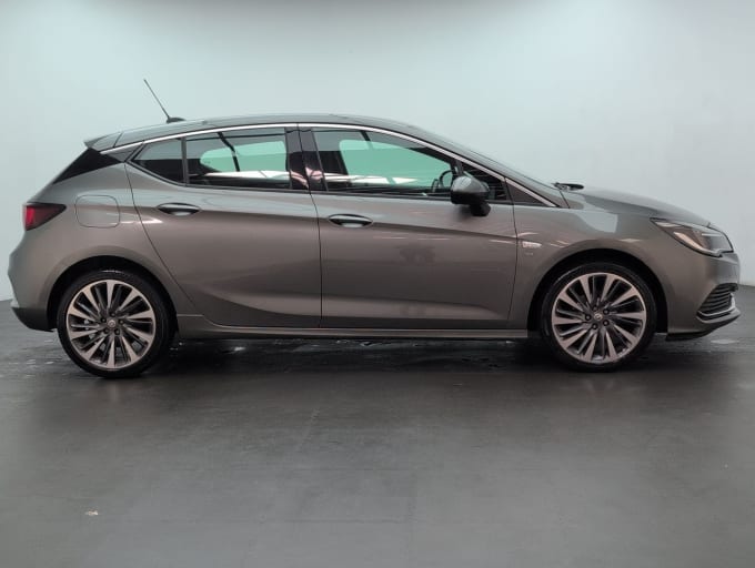2025 Vauxhall Astra