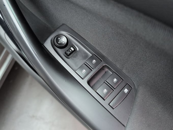 2025 Vauxhall Astra