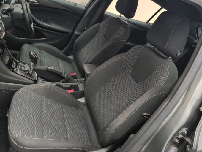 2025 Vauxhall Astra