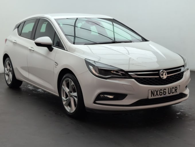 2025 Vauxhall Astra