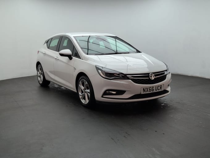 2025 Vauxhall Astra