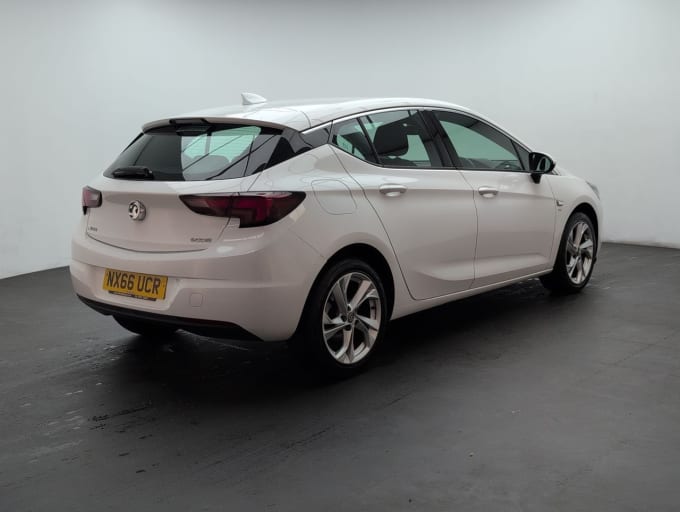 2025 Vauxhall Astra