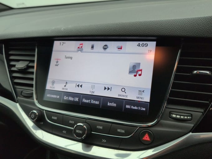 2025 Vauxhall Astra