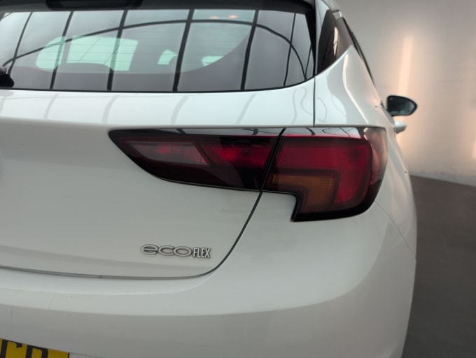 2025 Vauxhall Astra