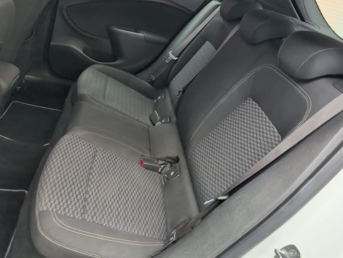 2025 Vauxhall Astra