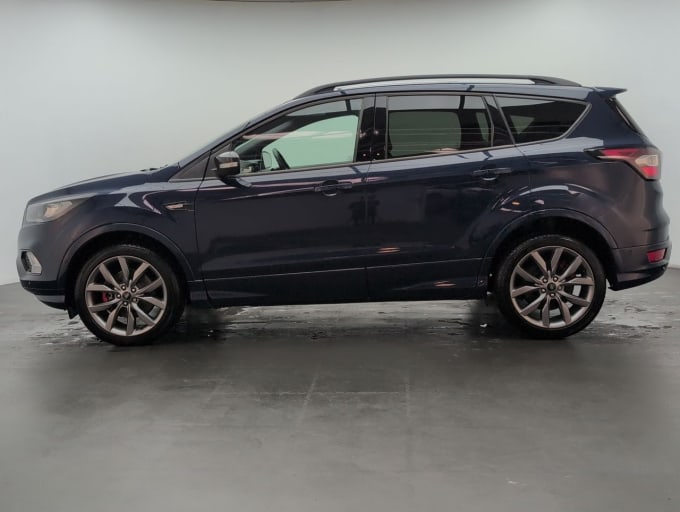 2025 Ford Kuga